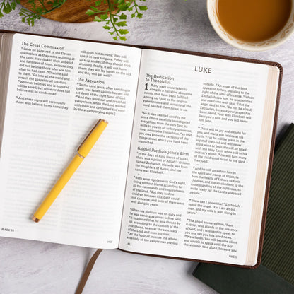 CSB Grace Bible – Dyslexia-Friendly Brown LeatherTouch