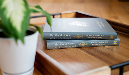 The Good News Family Devotional: 52 Weeks Through the Gospel of Mark